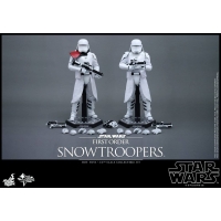 Hot Toys MMS322 – Star Wars: The Force Awakens - First Order Snowtrooper Officer 