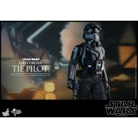 Hot Toys - MMS324 - Star Wars: The Force Awakens - First Order TIE Pilot