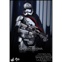 Hot Toys – MMS328 – Star Wars: The Force Awakens: 1/6th scale Captain Phasma