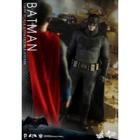 Hot Toys – MMS342 – Batman v Superman: Dawn of Justice - Batman