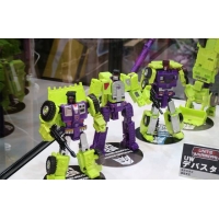 Takara Tomy - Transformers Master Piece - Unite Warriors UW-04 Devastator with coins