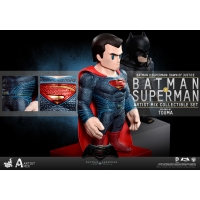 Hot Toys – AMC018-019 – BvS: Dawn of Justice - Batman & Superman Artist Mix Collectible Bobble-Head Designed by TOUMA