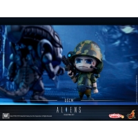 Hot Toys – COSB271 – Aliens - Alien Warrior & USCM Cosbaby (S) Collectible Set