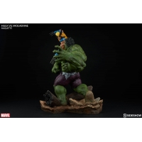 Sideshow Collectibles - Hulk Vs Wolverine Maquette