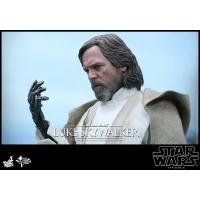 Hot Toys – MMS390 – Star Wars: The Force Awakens – Luke Skywalker