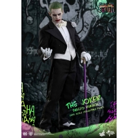  Hot Toys – MMS395 – Suicide Squad - The Joker (Tuxedo Version)