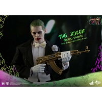  Hot Toys – MMS395 – Suicide Squad - The Joker (Tuxedo Version)