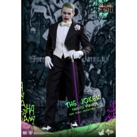  Hot Toys – MMS395 – Suicide Squad - The Joker (Tuxedo Version)