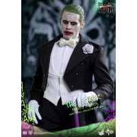  Hot Toys – MMS395 – Suicide Squad - The Joker (Tuxedo Version)