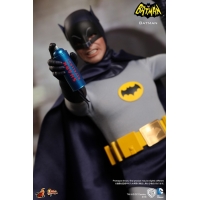 Hot Toys - Batman (1966) - Batman