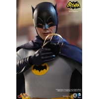 Hot Toys - Batman (1966) - Batman