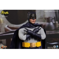 Hot Toys - Batman (1966) - Batman