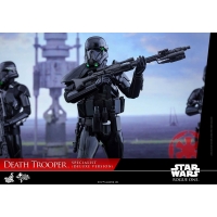 Hot Toys – MMS399 – Rogue One: A Star Wars Story – Death Trooper Specialist (Deluxe Version)