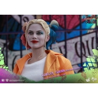 Hot Toys - MMS407 - Suicide Squad - Harley Quinn (Prisoner Version) 