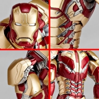 Revoltech Tokusatsu - No.049 - Iron Man Mark 42