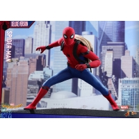 Hot Toys –MMS426 – Spider-Man: Homecoming – Spider-Man Collectible Figure (Deluxe Version)