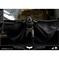 Hot Toys – QS009 – Batman Begins – Batman Collectible Figure 