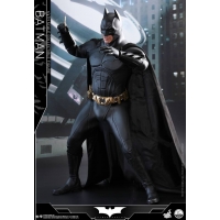 Hot Toys – QS009 – Batman Begins – Batman Collectible Figure 