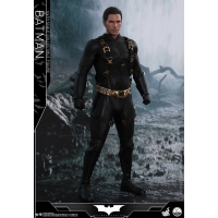 Hot Toys – QS009 – Batman Begins – Batman Collectible Figure 