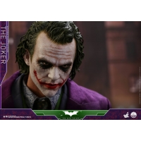 Hot Toys – QS010 – The Dark Knight–  The Joker Collectible