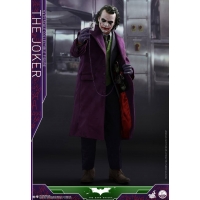 Hot Toys – QS010 – The Dark Knight–  The Joker Collectible