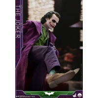 Hot Toys – QS010 – The Dark Knight–  The Joker Collectible