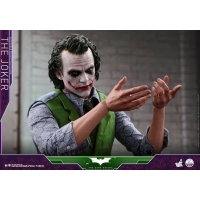 Hot Toys – QS010 – The Dark Knight–  The Joker Collectible