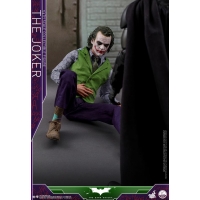 Hot Toys – QS010 – The Dark Knight–  The Joker Collectible