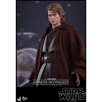 Star Wars EP3 - Anakin Skywalker Collectible Figure.