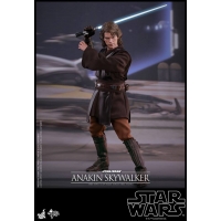 Star Wars EP3 - Anakin Skywalker Collectible Figure.