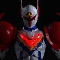 [Pre-Order]  Sentinel - Infini-T Force Tekkaman Fighting Gear Ver 