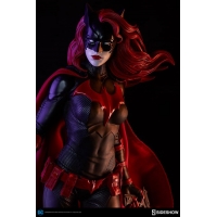 [Pre-Order] Sideshow - Life Size Figure - Batman Legendary 