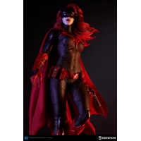 [Pre-Order] Sideshow - Life Size Figure - Batman Legendary 