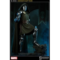 Sideshow - Legendary Scale™ Figure - Doctor Doom