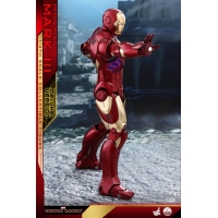 [Pre-Order]  Hot Toys - QS011 - Iron Man - 1/4th scale Mark III Collectible Figure