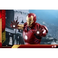 [Pre-Order]  Hot Toys - QS011 - Iron Man - 1/4th scale Mark III Collectible Figure