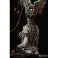 Sideshow - Premium Format™ Figure - Queen of the Dead