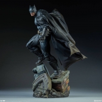 [Pre-Order] Sideshow Collectibles - BATMAN PREMIUM FORMAT STATUE