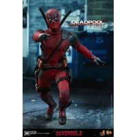 Hot Toys – MMS490 – Deadpool 2 – 1/6th scale Deadpool Collectible Figure