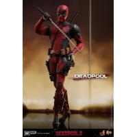 Hot Toys – MMS490 – Deadpool 2 – 1/6th scale Deadpool Collectible Figure