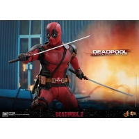 Hot Toys – MMS490 – Deadpool 2 – 1/6th scale Deadpool Collectible Figure