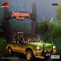 Iron Studios - T-Rex Attack BDS Art Scale 1/10 - Jurassic Park (SET A)