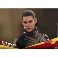 [Pre-Order] Hot Toys - MMS497 - Ant-Man and the Wasp - 1/6th scale Ant-Man Collectible Figure