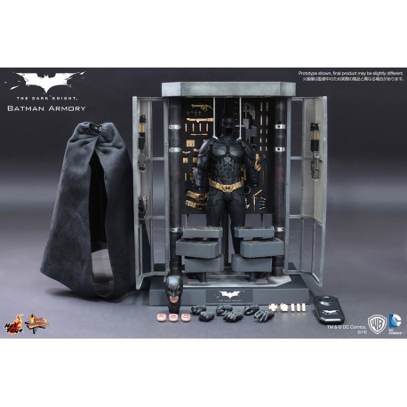 Hot Toys - Batman Armory with Batman Collectible Figure