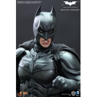 Hot Toys - Batman Armory with Batman Collectible Figure