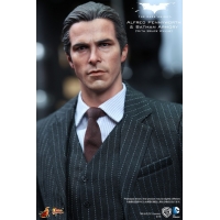 Hot Toys - Batman Armory w/ Bruce Watne & Alfred Pennyworth