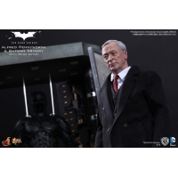 Hot Toys - Batman Armory w/ Bruce Watne & Alfred Pennyworth