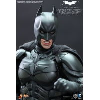 Hot Toys - Batman Armory w/ Bruce Watne & Alfred Pennyworth