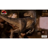 [Pre-Oder] Iron Studios - Crouching Velociraptor Art Scale 1/10 - Jurassic Park