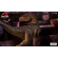 [Pre-Oder] Iron Studios - Crouching Velociraptor Art Scale 1/10 - Jurassic Park